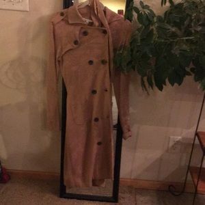 Camel Cabi trench small